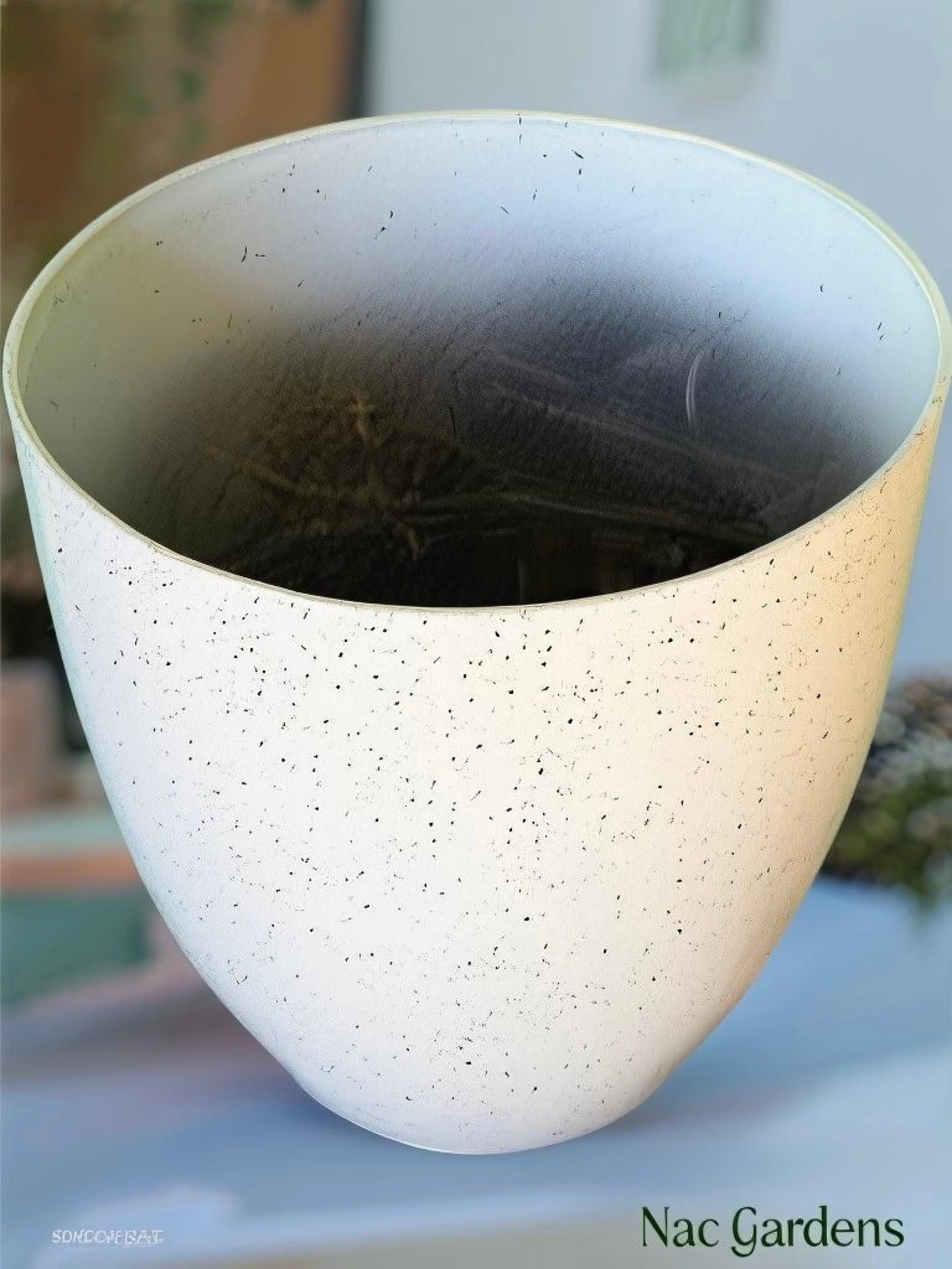 Modern Terrazzo-Style Fibreglass Indoor & Outdoor Pot – 44cm | Lightweight Planter